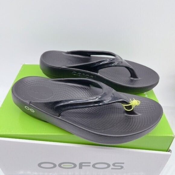 OOFOS OOlala Flip Flop Waterproof Thong Black Womens Size US 6/ EU 37 - Picture 1 of 9